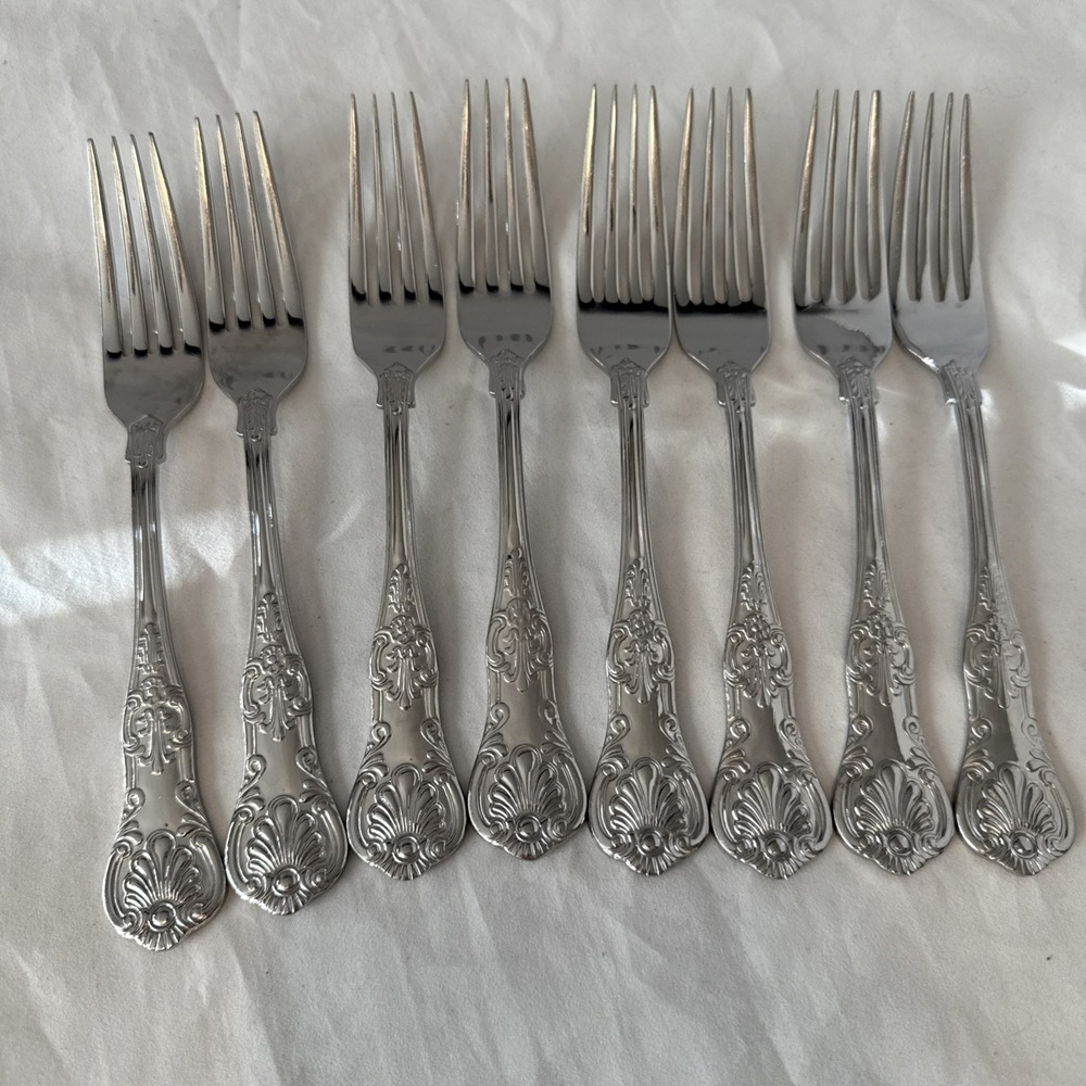 Towle 18/10 Stainless Flatware Hotel Kings Shell Lot of 8 Dinner‎ Forks 8 7/16"